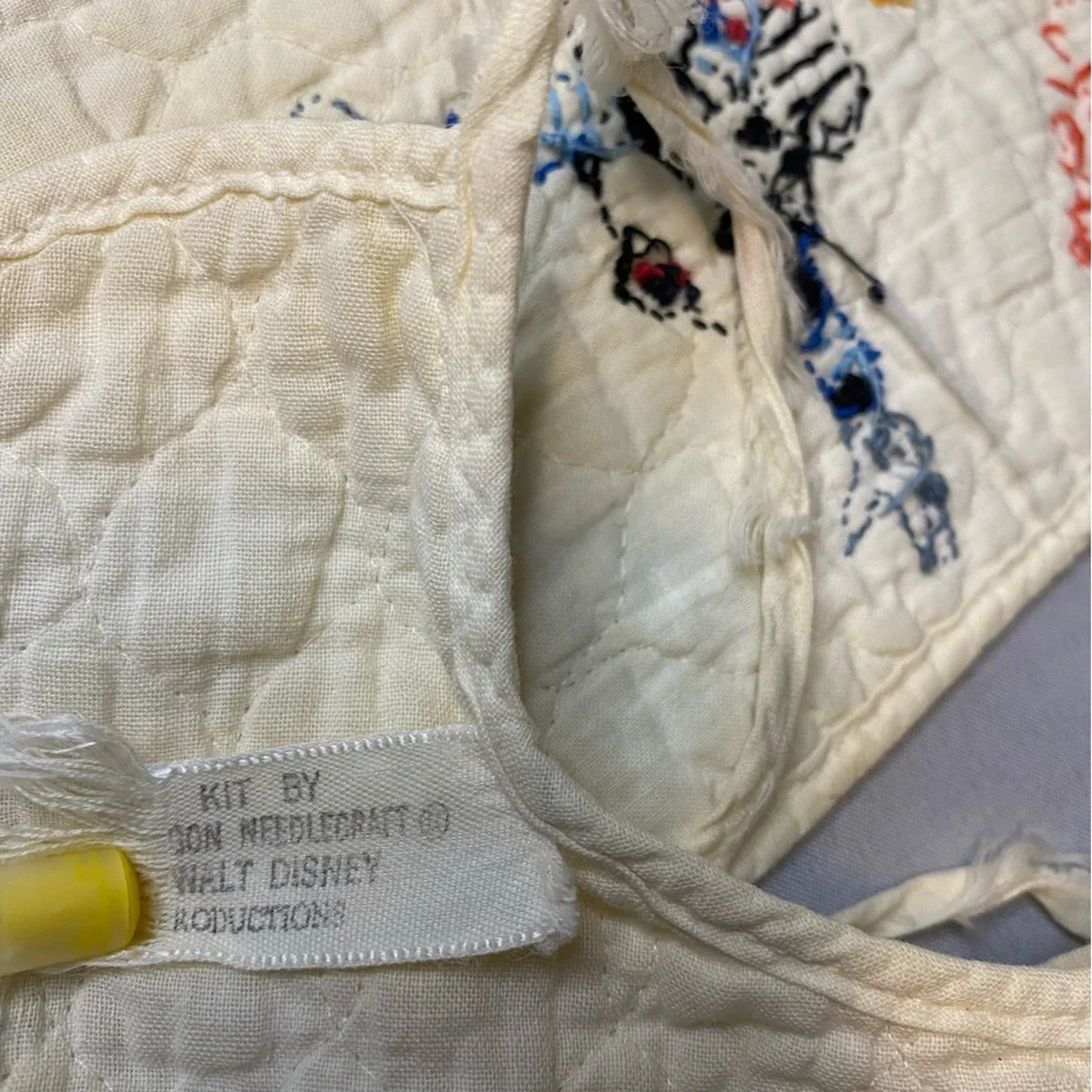 Vintage Bibs cross Stitched Embroidered Mickey Minnie‎ Figaro Cow Nursery Rhymes